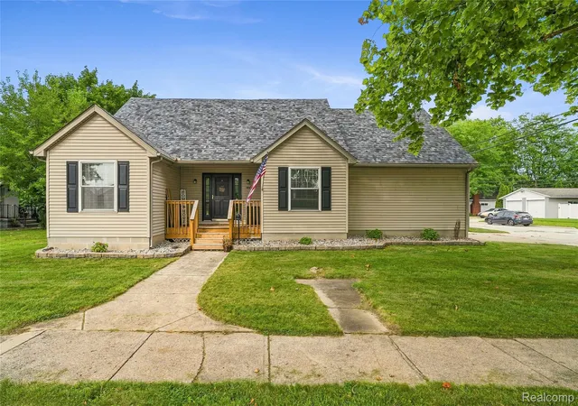 2nd image of 26312 Ypsilanti St, Flat Rock, MI 48134 | MLS# 20261062051
