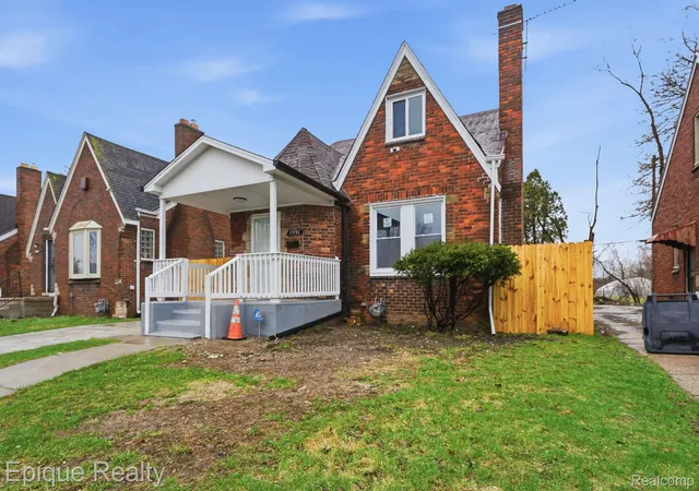 Photo 3 of Single family home for sale at 9991 Robson St, Detroit, MI 48227 | MLS# 20261062056 | Listing updated on 2026-08-06