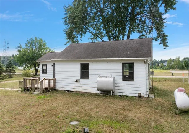 Photo 3 of Single family home for sale at 75 4th Street, Plainwell, MI 49080 | MLS# 65026041036 | Listing updated on 2026-09-14