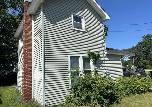 Photo 2 of Single family home for sale at 102 S George St, Decatur, MI 49045 | MLS# 69026041042 | Listing updated on 2026-08-06