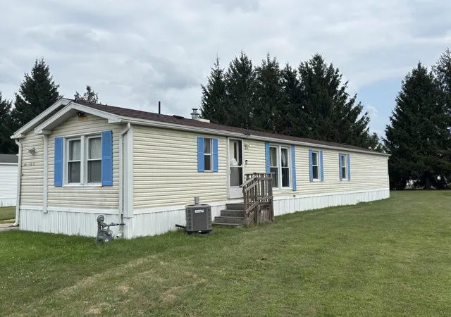 Photo 3 of Single family home for sale at 600 14th Street, Three Rivers City St Joseph, MI 49093 | MLS# 68026041045 | Listing updated on 2026-08-06