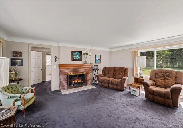 Photo 4 of Single family home for sale at 181 Sterling Dr, Lapeer, MI 48446 | MLS# 20261062082 | Listing updated on 2026-09-05