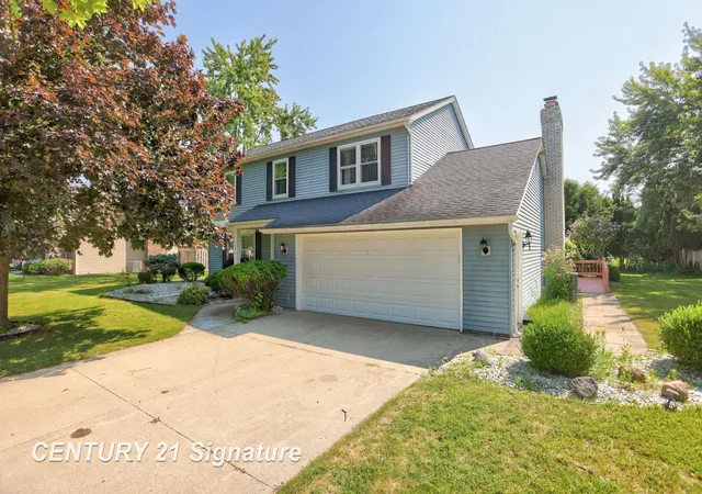 1st image of 3198 Columbine Dr, Saginaw, MI 48603 | MLS# 61050217634