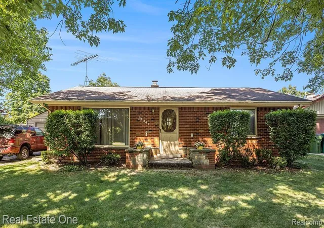 Photo 1 of Sale Pending at 51341 Neumaier Dr, Shelby Township, MI 48316 | MLS# 20261062090 | Listing updated on 2026-08-23
