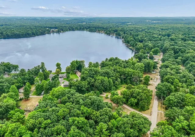 5th image of W Parklane Ln, White Cloud, MI 49349 | MLS# 58050217644