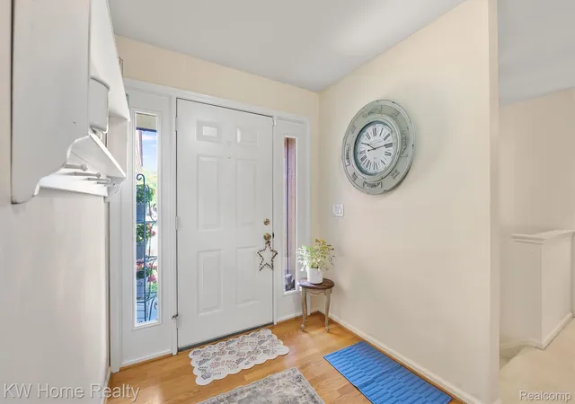 Listing Photo 4 - Condo for sale in building located at 634 Applegate Ln, Grand Blanc, MI 48439
