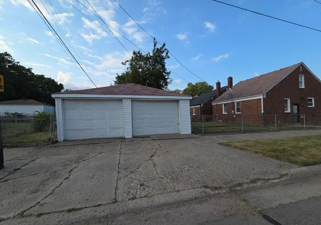 Photo 3 of Single family home for sale at 20001 Keystone St, Detroit, MI 48234 | MLS# 81026041059 | Listing updated on 2026-09-15