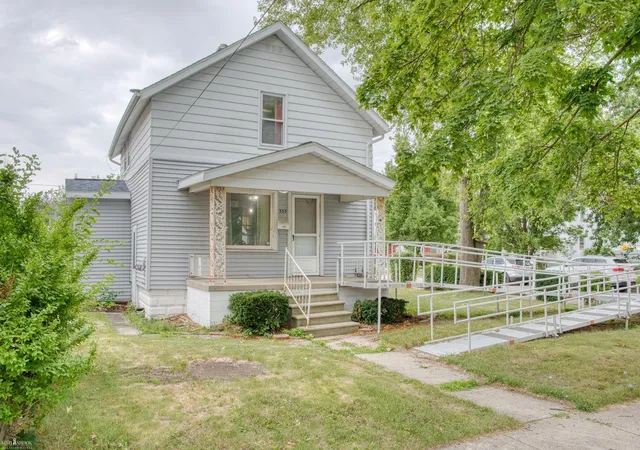1st image of 533 Fletcher St, Owosso, MI 48867 | MLS# 5050217646