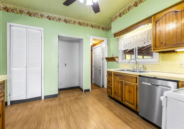 Photo 4 of Single family home for sale at 710 N Monroe St, Albion, MI 49224 | MLS# 64026041061 | Listing updated on 2026-09-16