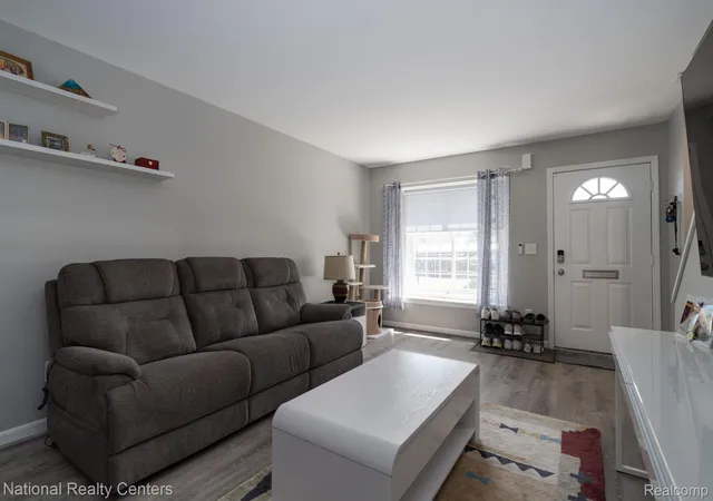 Photo 4 of Condo for sale at 4949 Crooks Rd, Royal Oak, MI 48073 | MLS# 20261062129 | Listing updated on 2026-09-14