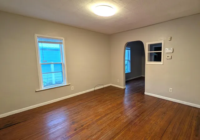 Photo 3 of Single family home for sale at 2333 Leahy St, Muskegon, MI 49444 | MLS# 71026041072 | Listing updated on 2026-09-04