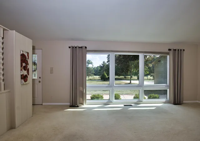 2nd image of 8683 Club House Dr, Brighton, MI 48116 | MLS# 81026041084