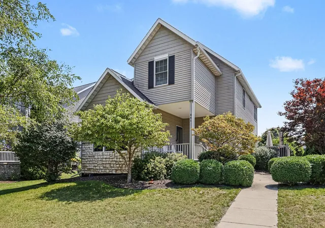 Photo 3 of Single family home for sale at 561 Upton Dr, Saint Joseph, MI 49085 | MLS# 69026041087 | Listing updated on 2026-08-13