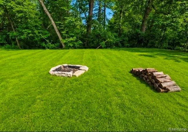 34th image of 2564 Mueller Rd, Lake Orion, MI 48359 | MLS# 20261062142