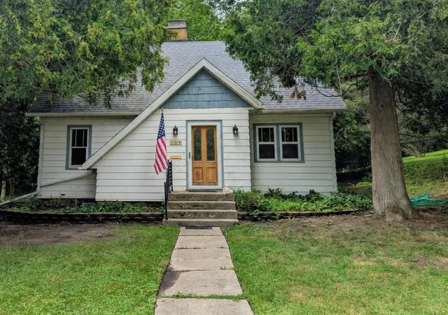 1st image of 119 Prospect St, Rockford, MI 49341 | MLS# 65026041095