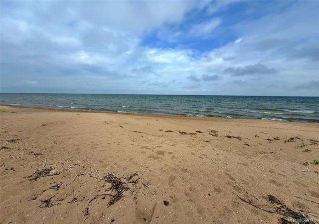 5th image of 6745 Morrison Dr, Port Austin, MI 48467 | MLS# 20261062167