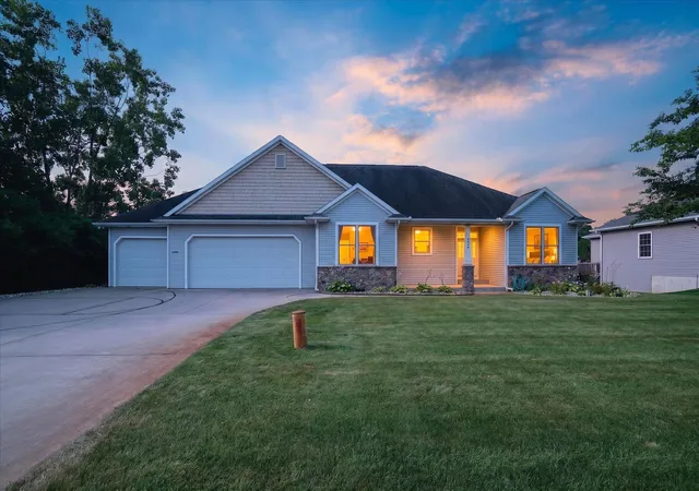 1st image of 8444 Doe Ave, Galesburg, MI 49053 | MLS# 68026041102