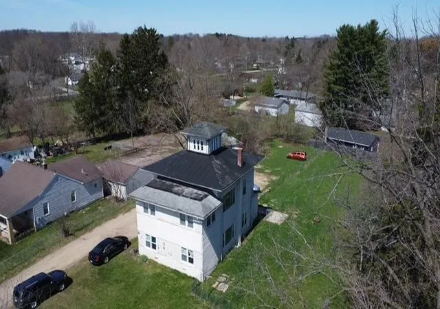 2nd image of 608 W Michigan, Paw Paw, MI 49079 | MLS# 66026041099