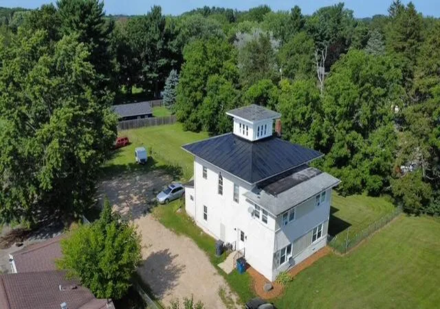 Photo 3 of Multi family home for sale at 608 W Michigan, Paw Paw, MI 49079 | MLS# 66026041099 | Listing updated on 2026-09-05