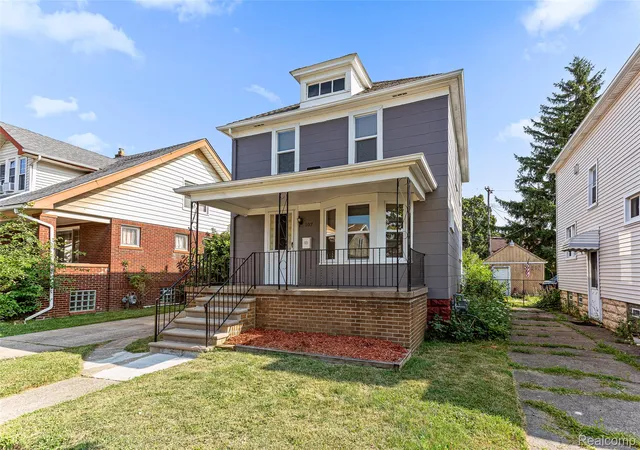Photo 2 of Single family home for sale at 107 Elm St, River Rouge, MI 48218 | MLS# 20261062171 | Listing updated on 2026-08-27
