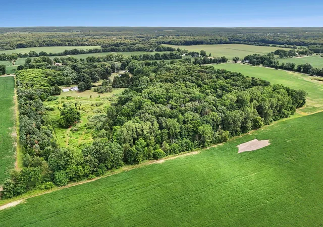 4th image of 18576 T Dr S, Tekonsha, MI 49092 | MLS# 64026041104