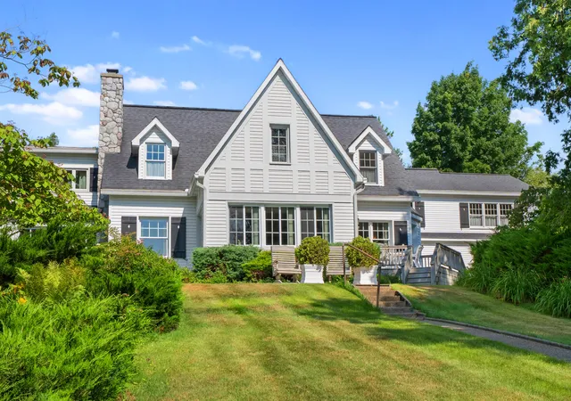 Photo 3 of Mansion for sale at 575 S Lake Huron Shore Dr Rd, Harrisville, MI 48740 | MLS# 81026041103 | Listing updated on 2026-08-08