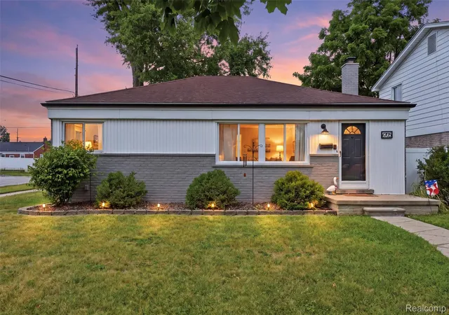 Photo 1 of Single family home for sale at 6705 Whitby St, Garden City, MI 48135 | MLS# 20261062177 | Listing updated on 2026-09-18