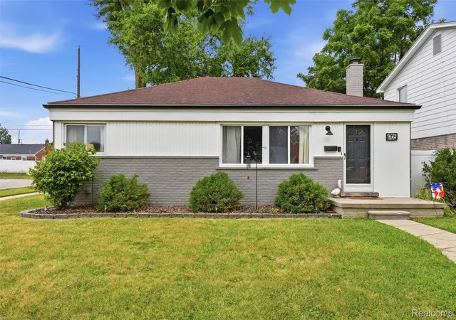 1st image of 6705 Whitby St, Garden City, MI 48135 | MLS# 20261062177