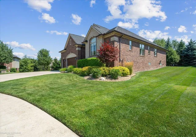 Photo 4 of Single family home for sale at 62735 Franklin Park Dr, Washington, MI 48094 | MLS# 58050217681 | Listing updated on 2026-09-02