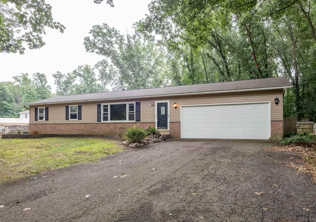 Photo 3 of Single family home for sale at 24115 44th Avenue, Mattawan, MI 49071 | MLS# 66026041114 | Listing updated on 2026-09-11