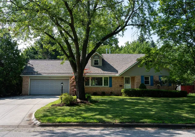 1st image of 1320 E Chippewa St, Mount Pleasant, MI 48858 | MLS# 79080072045