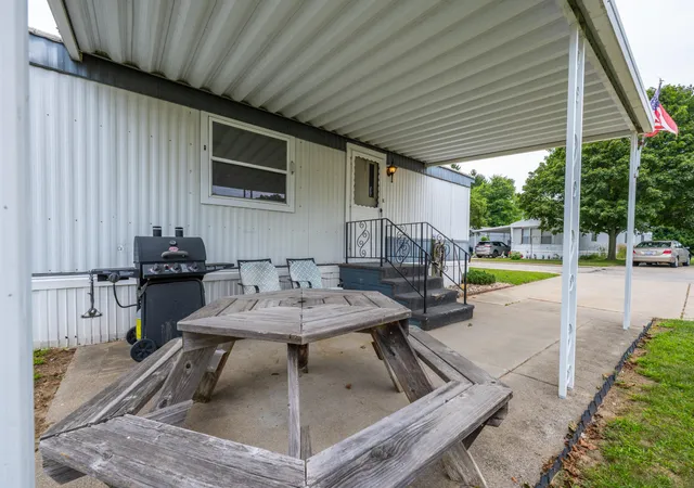 3rd image of 8836 Stevensville-Baroda Rd #83, Baroda, MI 49101 | MLS# 69026041117