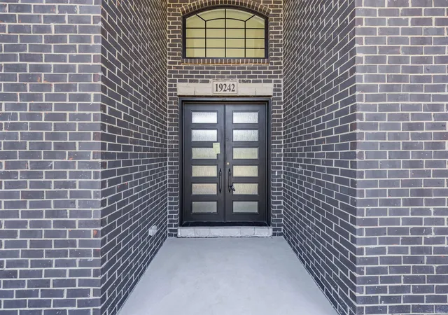 Photo 3 of Single family home for sale at 19242 Potomac Dr, Macomb, MI 48044 | MLS# 58050217690 | Listing updated on 2026-09-02