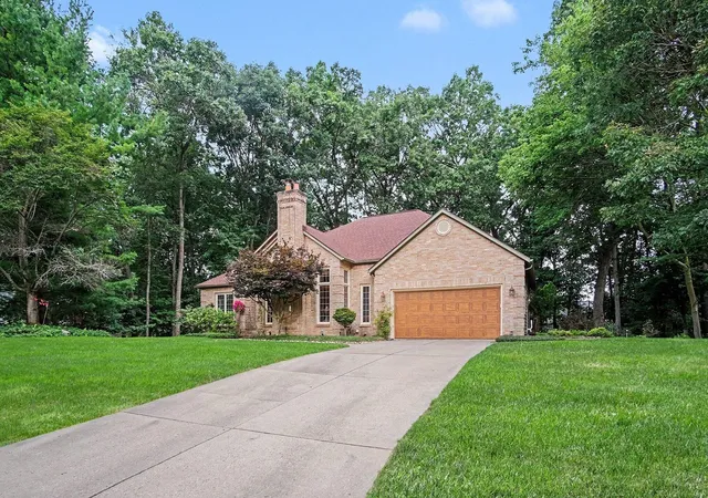 2nd image of 6368 Drumlin Ct Se, Ada, MI 49301 | MLS# 65026041125