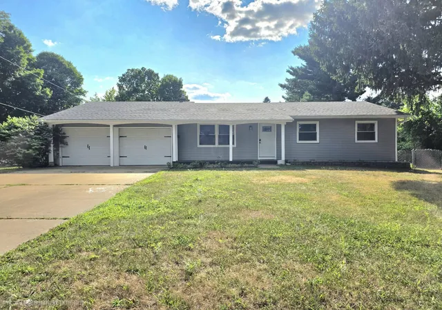 1st image of 742 Greenridge Rd, Battle Creek, MI 49015 | MLS# 64026041132