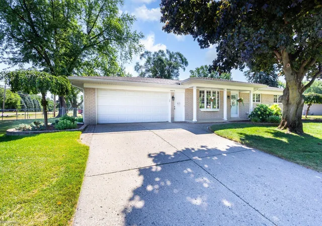 Photo 3 of Single family home for sale at 48872 Rex St, Shelby Township, MI 48317 | MLS# 58050217698 | Listing updated on 2026-08-07