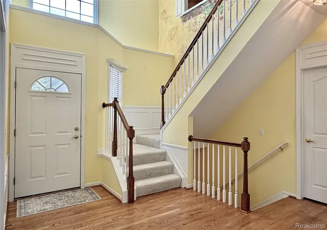 Photo 4 of Condo for sale at 1627 Boulder Ct, Rochester City Oakland, MI 48306 | MLS# 20261062195 | Listing updated on 2026-09-12