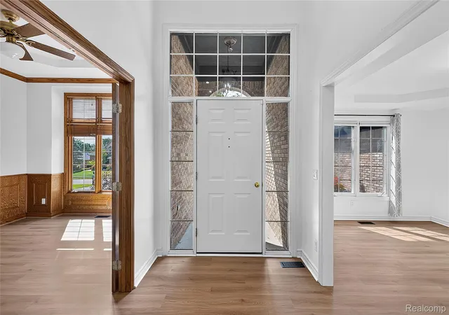 Photo 3 of Single family home for sale at 4509 Peppermill Ln, Lake Orion, MI 48359 | MLS# 20261062198 | Listing updated on 2026-10-30