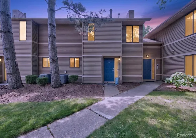 Photo 1 of Condo for sale at 175 Briarcrest Dr #102, Ann Arbor, MI 48104 | MLS# 20261062200 | Listing updated on 2026-08-30