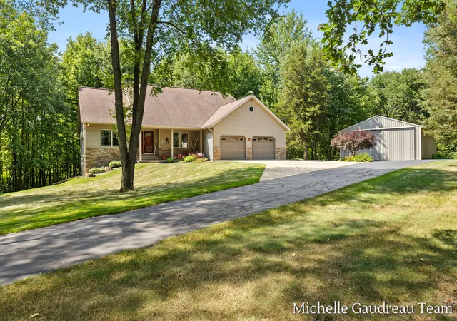 Photo 1 of Single family home for sale at 6244 Black Crk Dr, Middleville, MI 49333 | MLS# 65026041152 | Listing updated on 2026-09-09