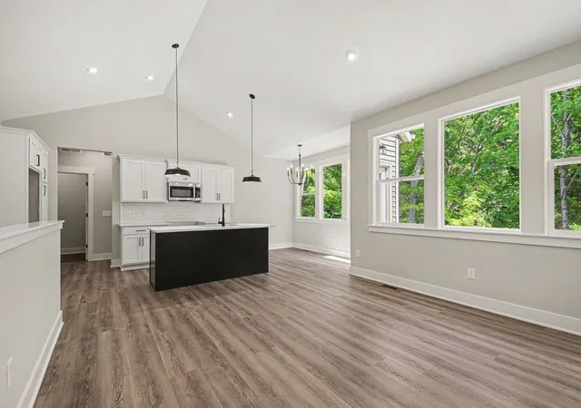 Photo 4 of Single family home for sale at 2407 Promise Dr SE, Grand Rapids, MI 49508 | MLS# 65026041163 | Listing updated on 2026-08-07
