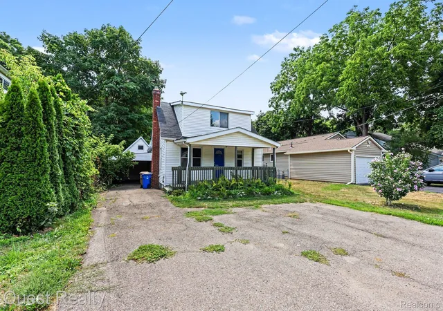 Photo 2 of Single family home for sale at 6261 Andersonville Rd, Waterford, MI 48329 | MLS# 20261062217 | Listing updated on 2026-08-30
