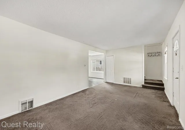 Photo 4 of Single family home for sale at 6261 Andersonville Rd, Waterford, MI 48329 | MLS# 20261062217 | Listing updated on 2026-08-30