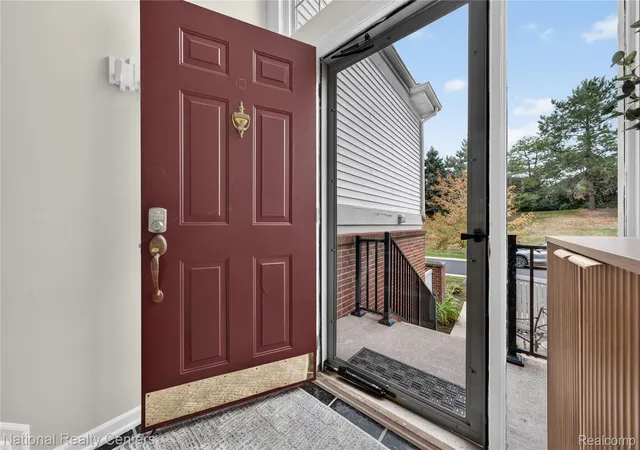 3rd image of 49667 Draper Cir, Plymouth, MI 48170