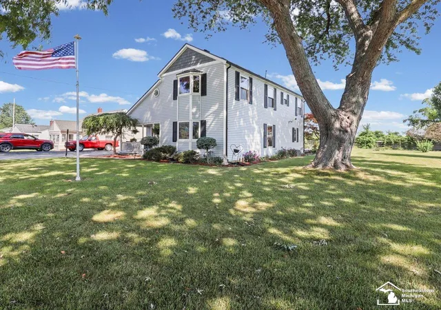 Single family home for sale at 978 Streetman St, Erie, MI 48133 | MLS# 57050217710