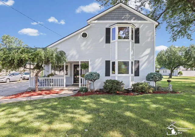 Photo 3 of Single family home for sale at 978 Streetman St, Erie, MI 48133 | MLS# 57050217710 | Listing updated on 2026-09-10