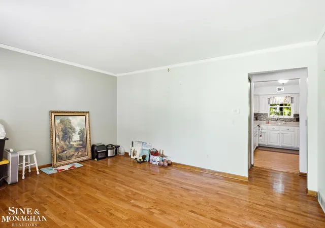 Photo 4 of Single family home for sale at 3655 Ravenswood Rd, Marysville, MI 48040 | MLS# 58050217711 | Listing updated on 2026-08-07