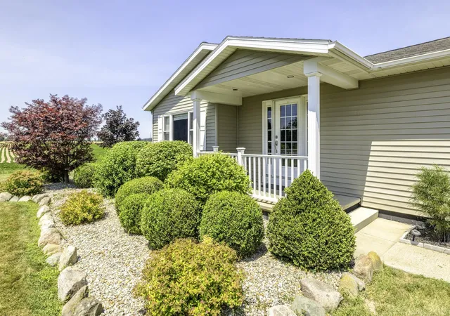 Photo 2 of Single family home for sale at 4625 Forester Rd, Carsonville, MI 48419 | MLS# 58050217712 | Listing updated on 2026-09-15