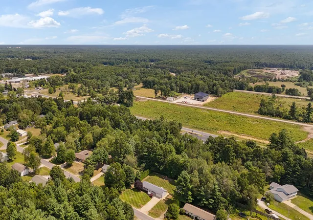 Photo 4 of Single family home for sale at 2698 Hamilton Rd, Muskegon, MI 49445 | MLS# 65026041174 | Listing updated on 2026-09-14