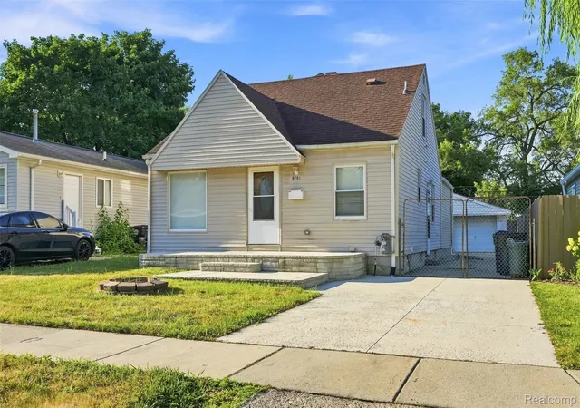 1st image of 8781 Albany St, Oak Park, MI 48237 | MLS# 20261062238